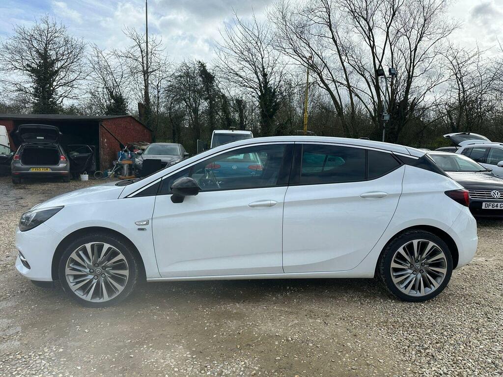 Vauxhall Astra Hatchback 1.5 Turbo D Griffin Edition Euro 6 Ss NY21FZG White #6