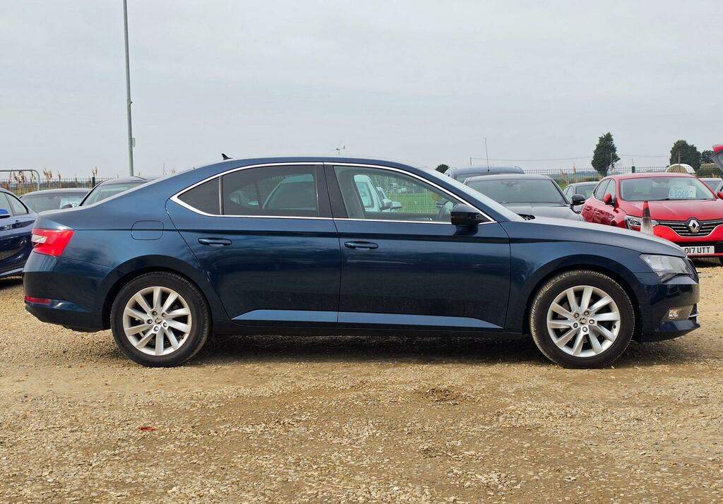 Skoda Superb Hatchback 1.5 Tsi Act Se Technology Euro 6 Ss 5 GL19LPC Blue #5