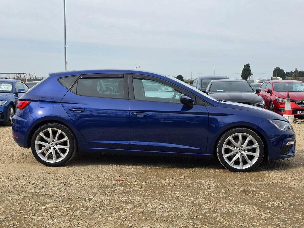 Seat Leon Hatchback 1.5 Tsi Evo Fr Sport Dsg Euro 6 Ss LP19FJO Blue #5
