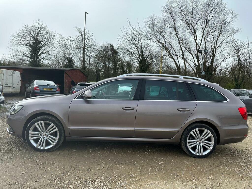 Skoda Superb Estate 2.0 Tdi Elegance Dsg Euro 5 Ss 2014 Purple #6