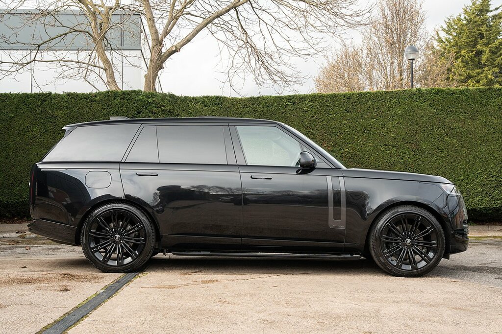 Land Rover Range Rover D350 Mhev LJ72XSC Black #5