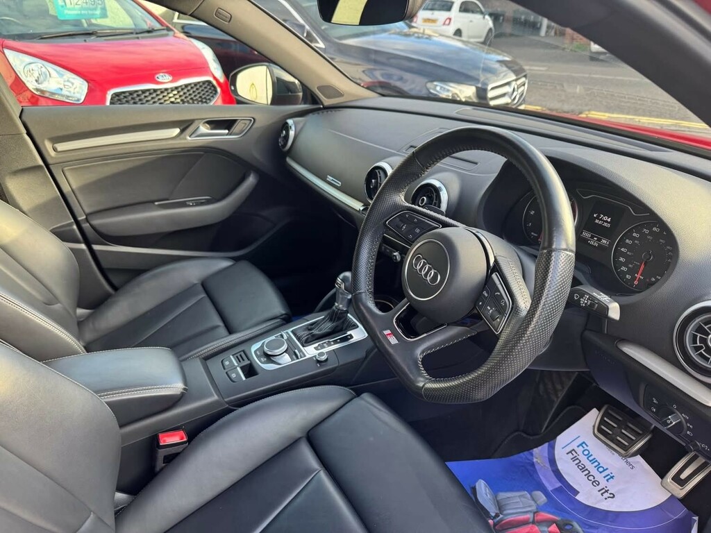 Audi A3 1.5 Tfsi Cod 35 Black Edition SV68TOJ Red #5