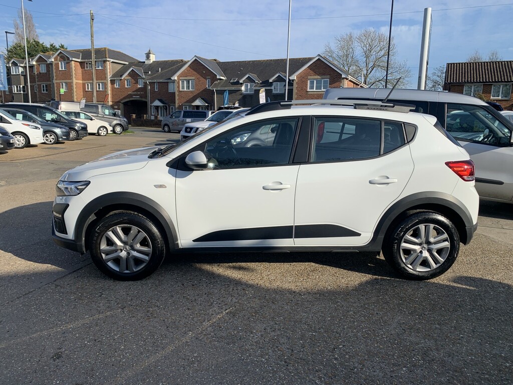 Dacia Sandero Stepway Hatchback 1.0 Stepway Comfort Tce 90 2022 White #5