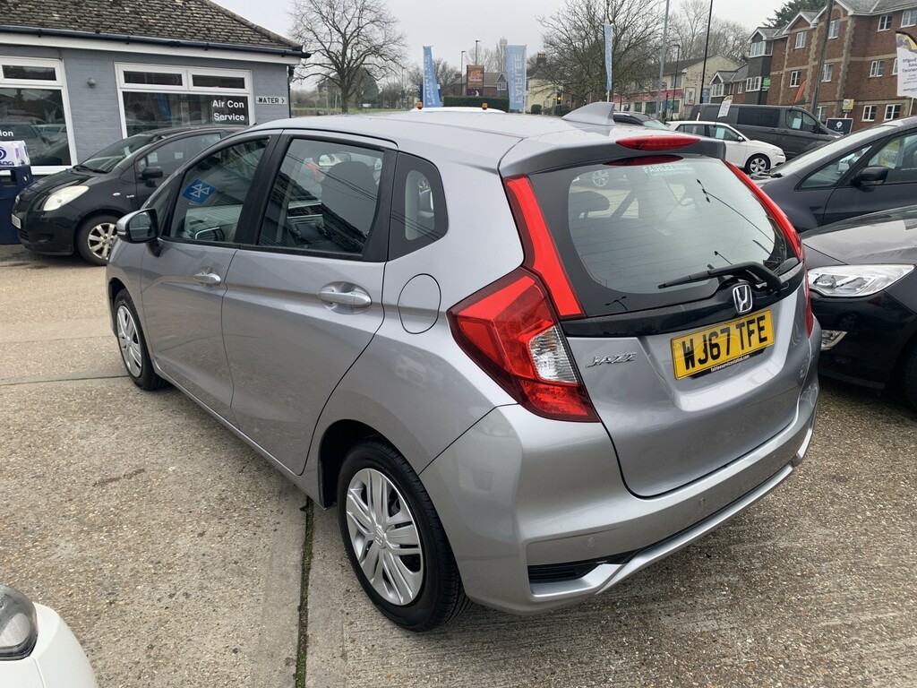 Honda Jazz Hatchback 1.3 I-vtec S 2017 WJ67TFE Silver #6