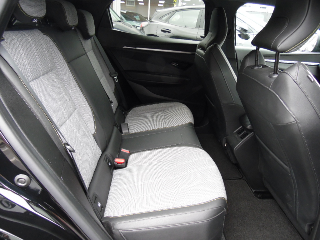 Renault Megane Techno White #11