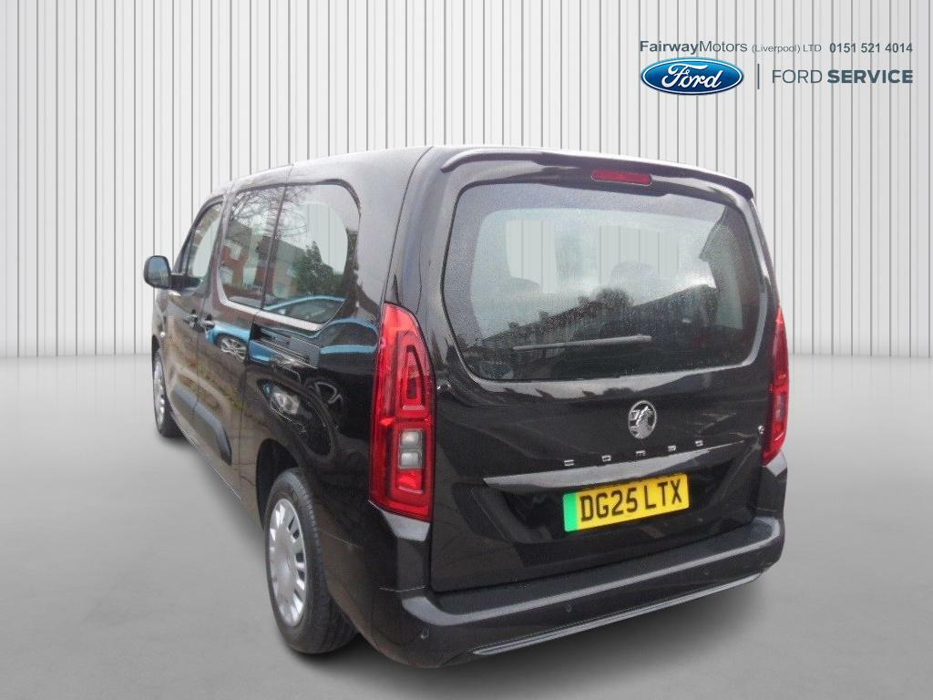 Vauxhall Combo Life Design XL Black #5