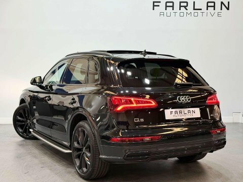 Audi Q5 2.0 Tfsi 45 Black #5