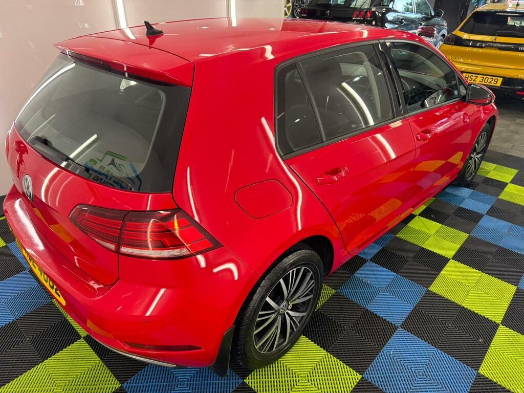 Volkswagen Golf 1.6 Tdi Se Nav Euro 6 S S KGZ4082 Red #3
