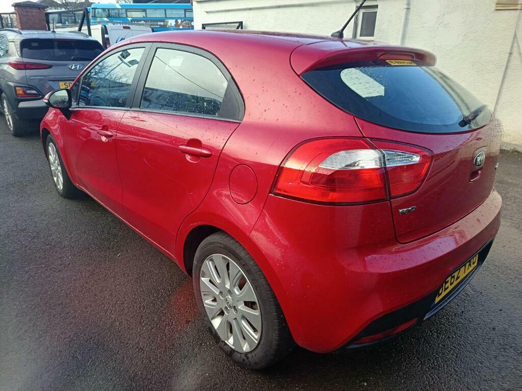Kia RIO 1.4 Crdi Ecodynamics 2 Euro 5 S S Red #4