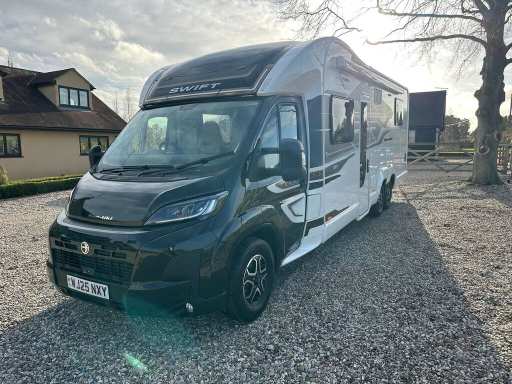 Fiat Ducato 2.2 Swift Kon-tiki 894 Unlisted A Black #2