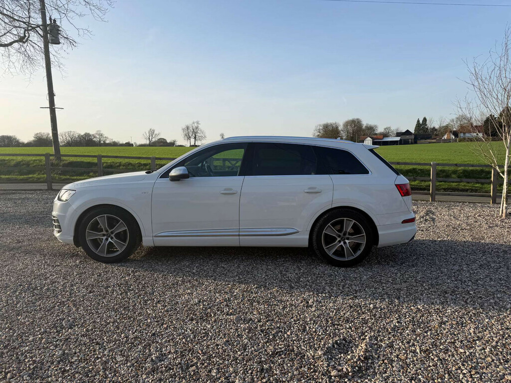Audi Q7 4.0 Sq7 Tdi Quattro 4Wd Suv YF18WWS White #6
