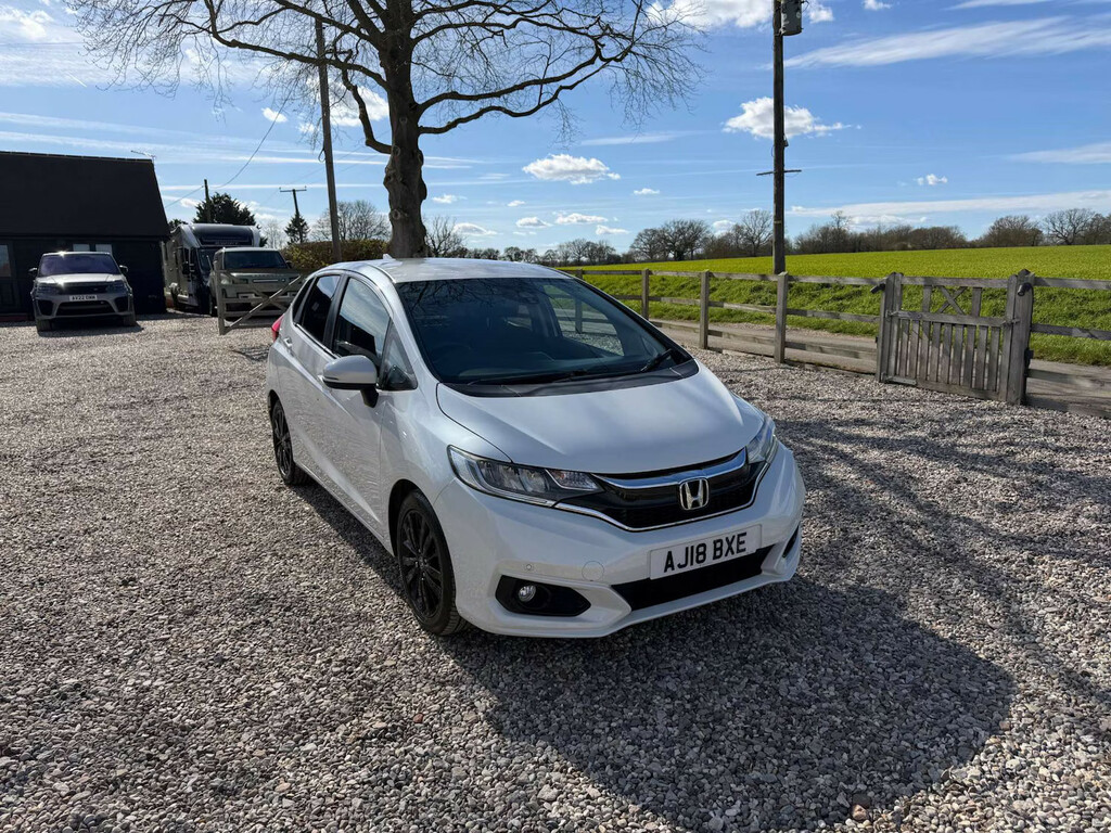 Honda Jazz 1.3 Jazz Ex Navi I-vtec Hatchback Manua White