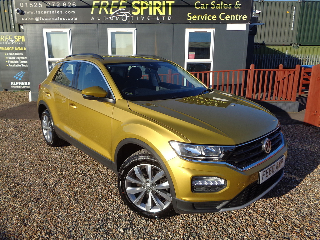 Volkswagen T-Roc Tsi Se Yellow