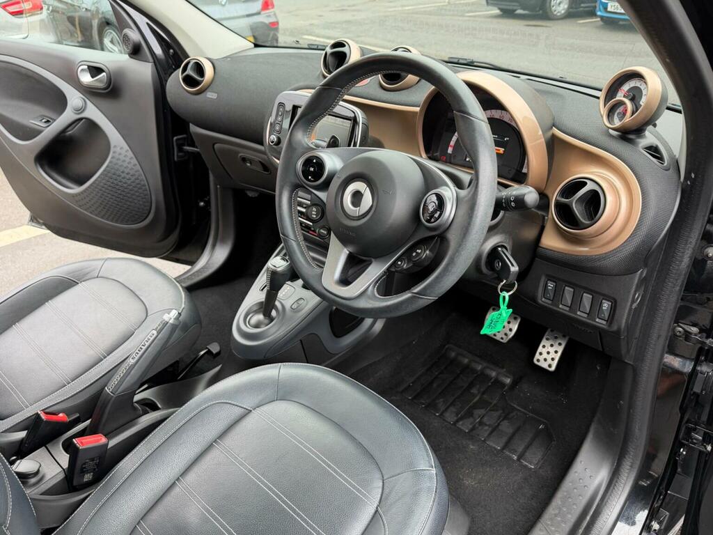 Smart Forfour Hatchback 0.9T Disturbing London Edition Twinamic YJ18USS Black #3