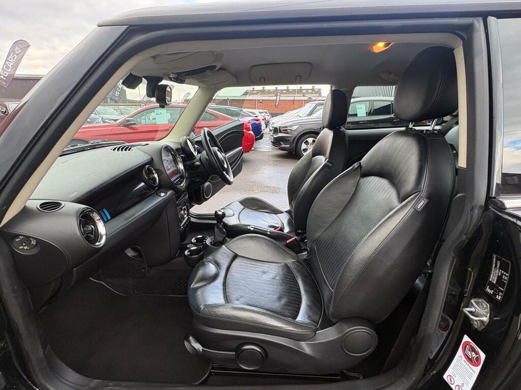 Mini Hatch Hatchback 1.6 Cooper S Bayswater Euro 5 Ss SA63YPT Black #5