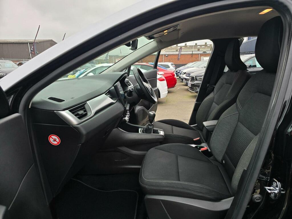 Renault Captur Suv 1.5 Blue Dci Iconic Euro 6 Ss 202070 OXZ7265 Black #4