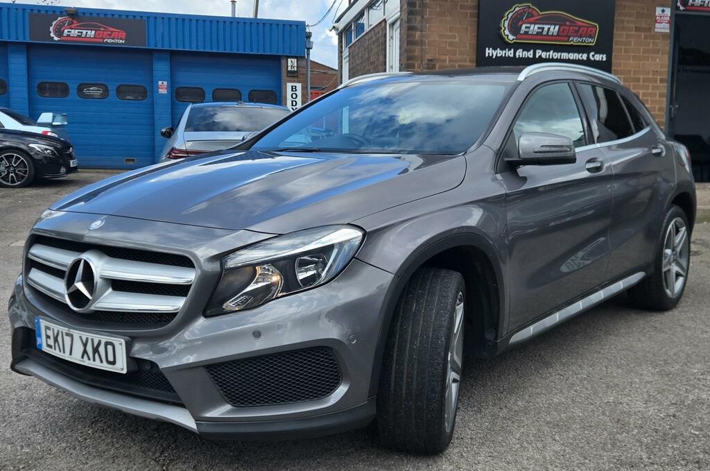 Mercedes-Benz GLA Class 2.1 Gla220d Amg Line Suv EK17XKO Grey #3
