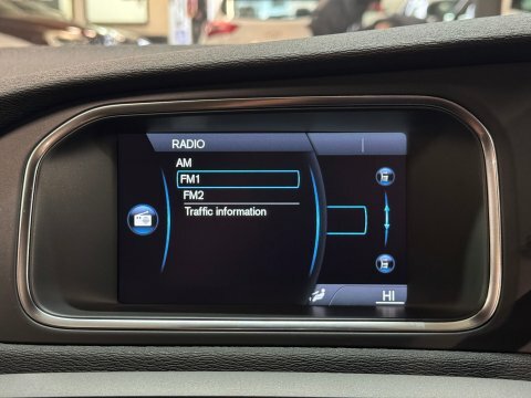 Volvo V40 T4 Se Lux Red #32