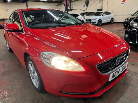 Volvo V40 T4 Se Lux Red #7