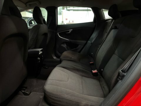 Volvo V40 T4 Se Lux Red #20