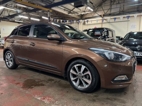 Hyundai I20 Mpi Premium Se Brown