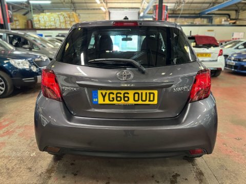 Toyota Yaris Vvt-i Icon YG66OUD Grey #5