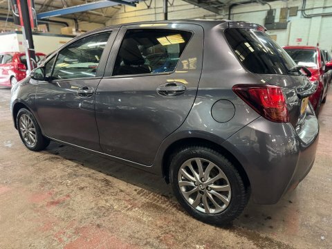Toyota Yaris Vvt-i Icon YG66OUD Grey #4