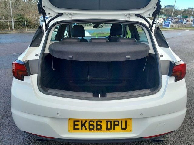 Vauxhall Astra 2016 1.6I Turbo Elite Nav Hatchback Man White #5