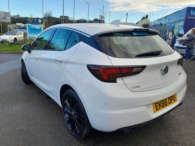 Vauxhall Astra 2016 1.6I Turbo Elite Nav Hatchback Man White #4