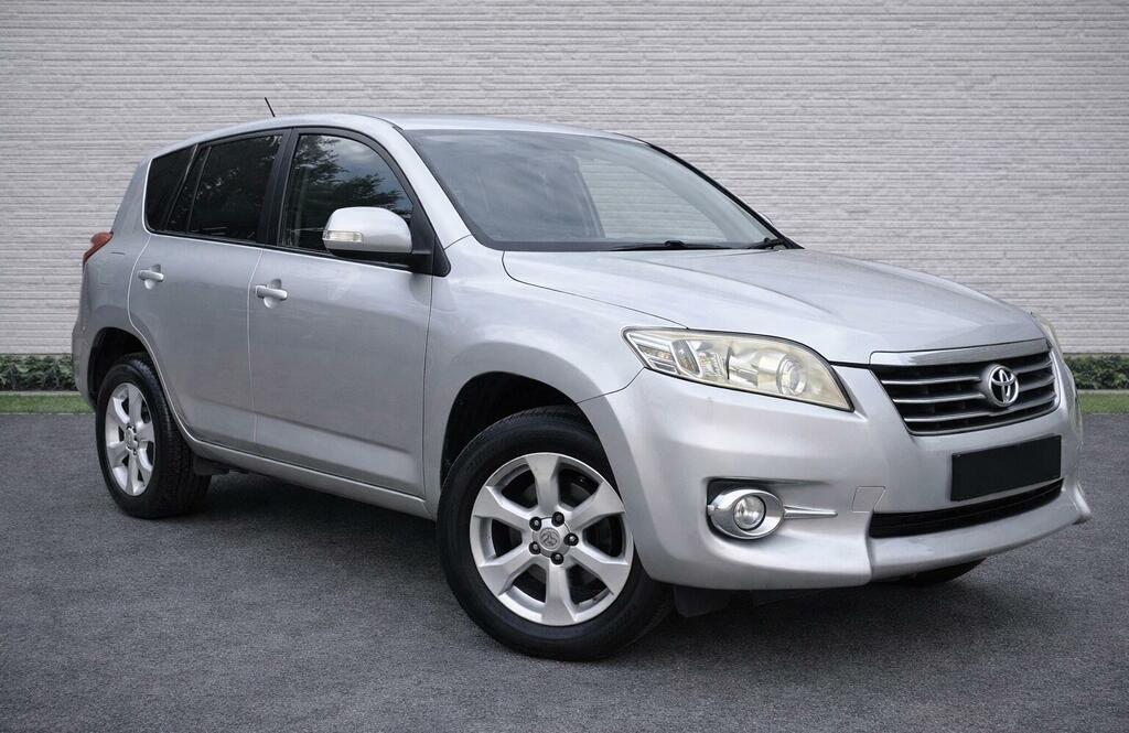 Toyota Rav 4 Suv 2.2 D-4d Xt-r 4Wd Euro 5 201111 Silver