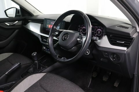 Skoda Kamiq 2020 70 Se YA70BXZ Silver #4