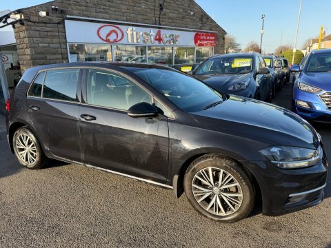 Volkswagen Golf 2018 68 Se SY68WTV Black #3