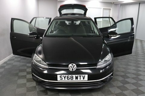 Volkswagen Golf 2018 68 Se SY68WTV Black #6