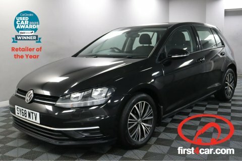 Volkswagen Golf 2018 68 Se Black
