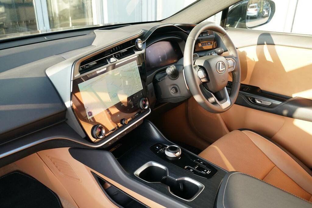 Lexus RZ 450E Premium Plus FN74VTK Grey #2