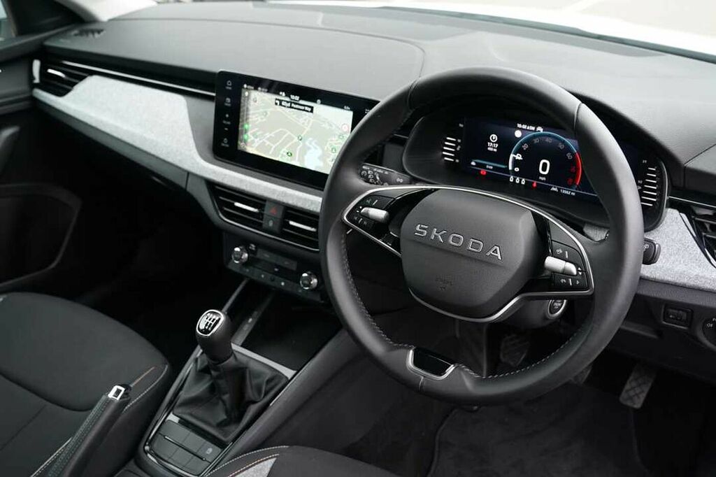 Skoda Scala 1.0 Tsi 116 Se Edition GL25UES White #6