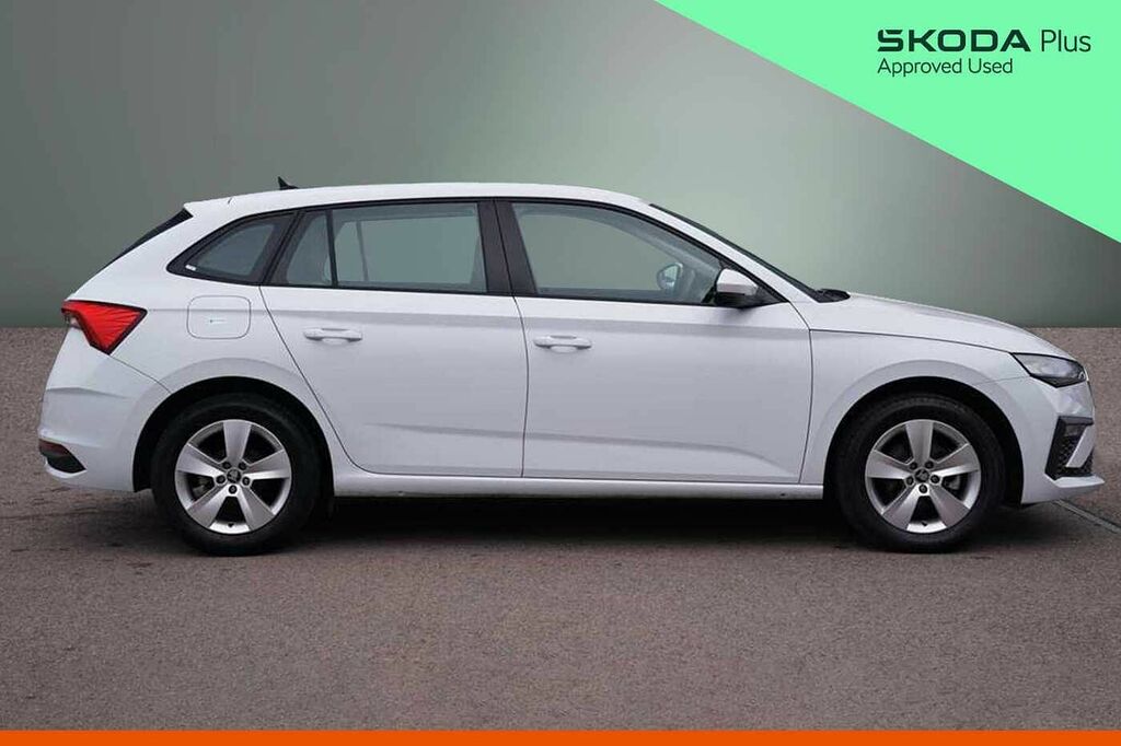 Skoda Scala 1.0 Tsi 116 Se Edition GL25UES White #4