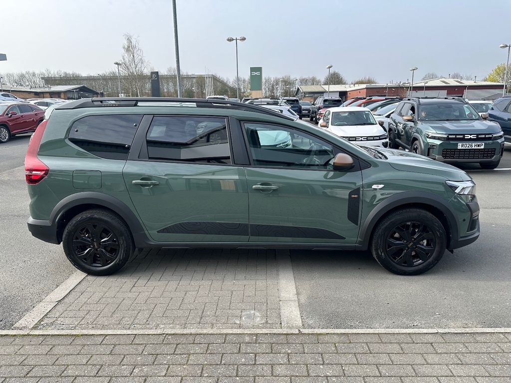 Dacia Jogger 1.6 Hev Extreme DN75VAD Green #3
