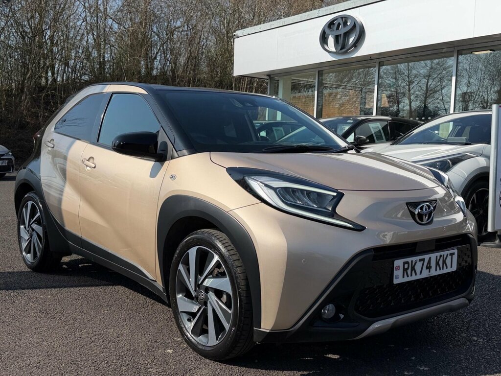 Toyota Aygo X 1.0 Vvt-i Exclusive Beige
