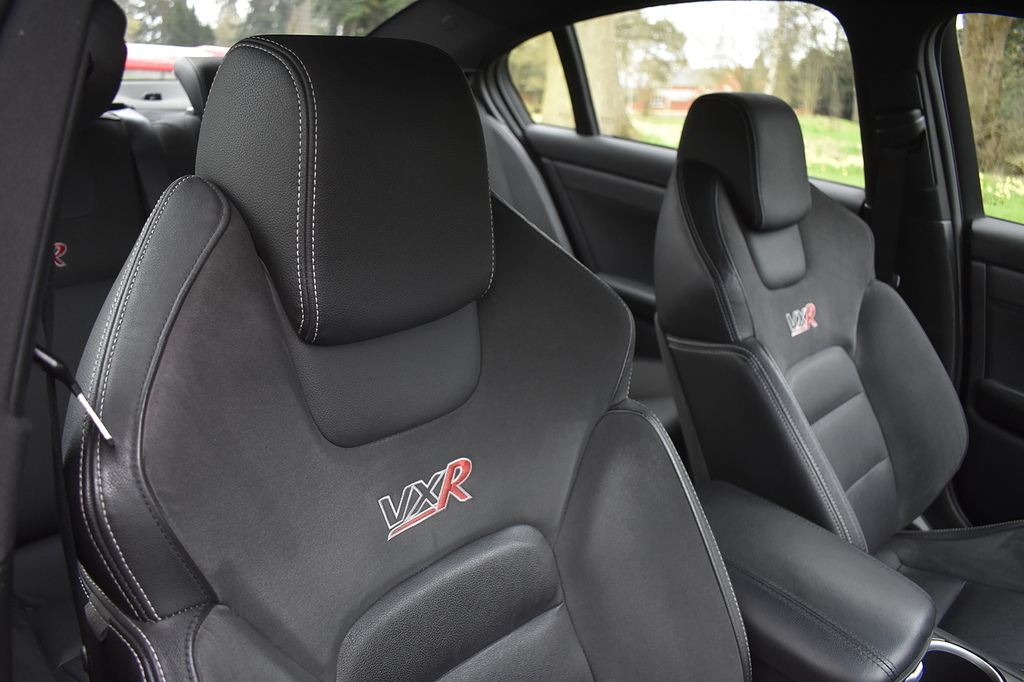 Vauxhall VXR8 6.0 V8 Euro 4 Black #20