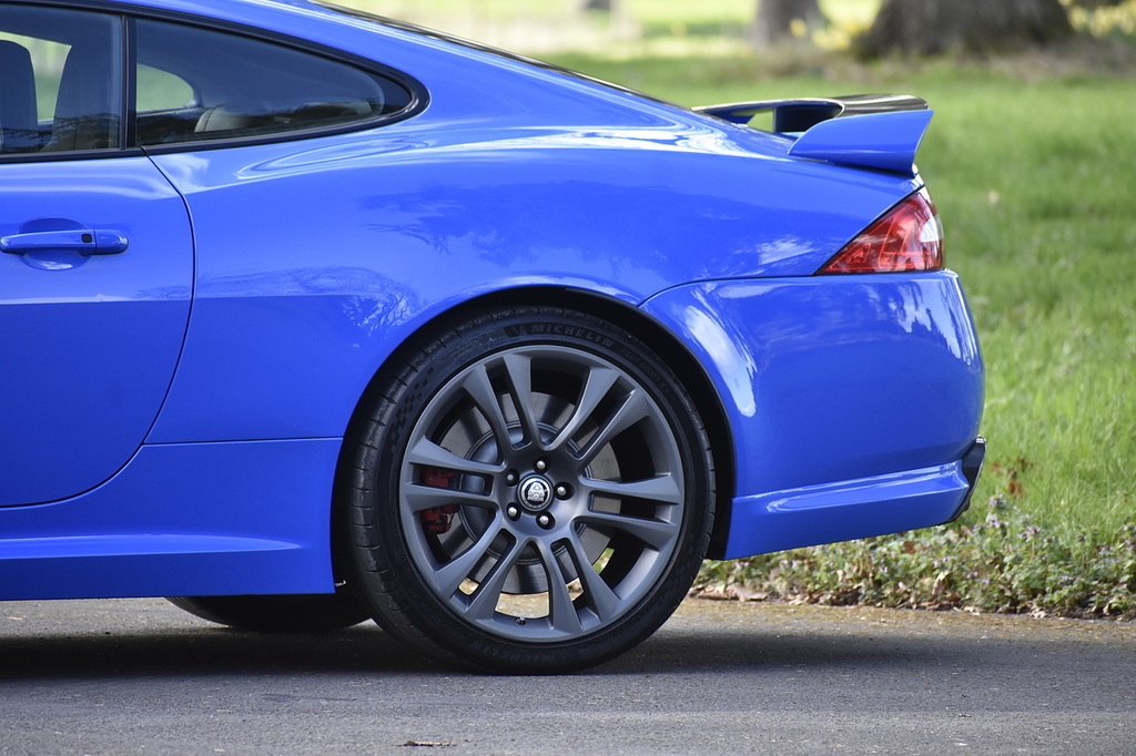 Jaguar XKR-S Xkr S Red #14