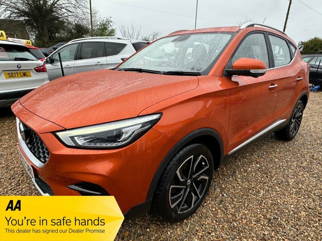 MG ZS 1.5L Exclusive Orange