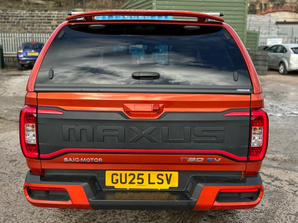 Maxus T90 88.5Kwh Elite Pickup Double Cab White #26