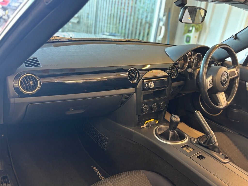 Mazda MX-5 1.8L Null PK07AZR Silver #2