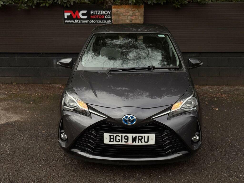Toyota Yaris 1.5 Vvt-h Icon Tech E-cvt Euro 6 Ss BG19WRU Grey #3