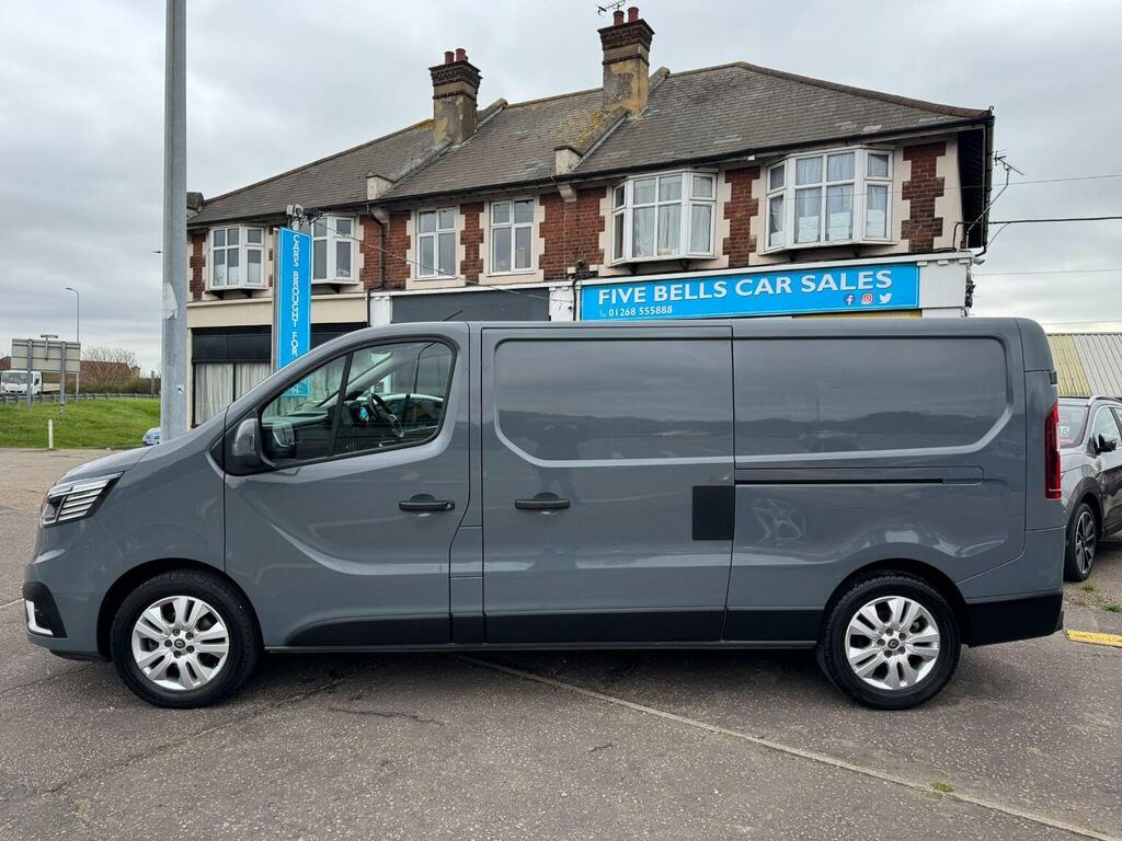 Renault Trafic Panel Van 2.0 Dci Blue Ll30 Sport L2 H1 Euro 6 S LT22GKK Grey #2