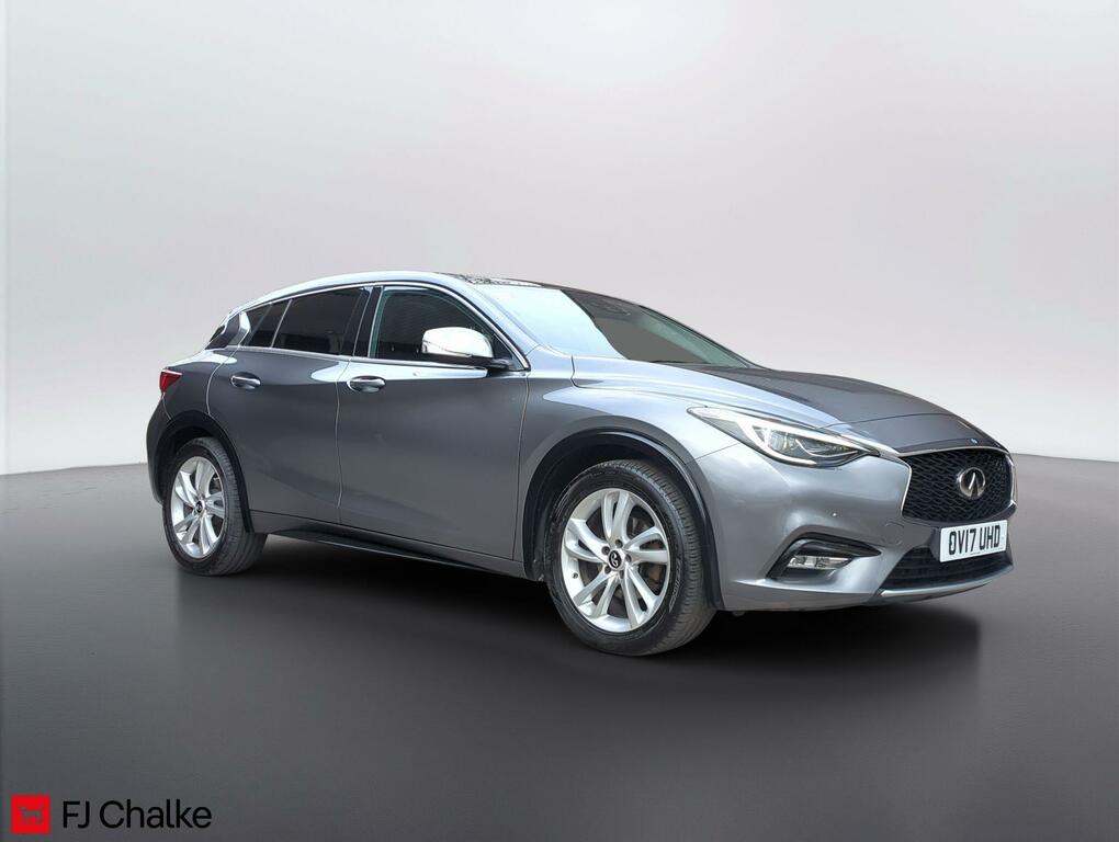 Infiniti Q30 1.6T City Black Edition Hatchback Manua Grey
