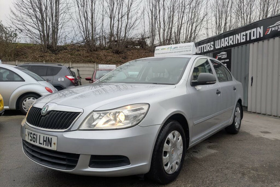 Skoda Octavia S YS61LHN Silver