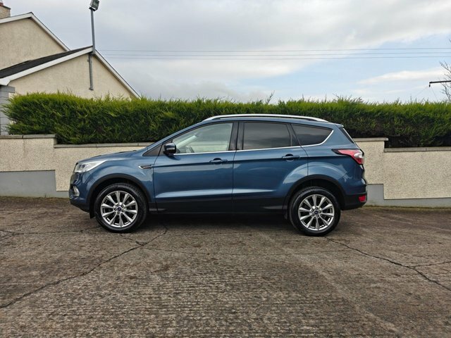 Ford Kuga 1.5 Tdci Ecoblue Titanium Edition Suv M CT19NKW Blue #4