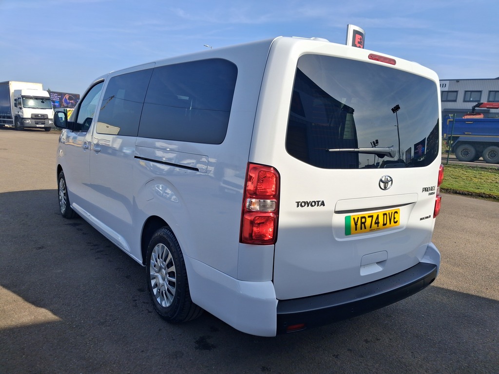 Toyota Proace Verso 2.0D 180 Family Medium Black #8